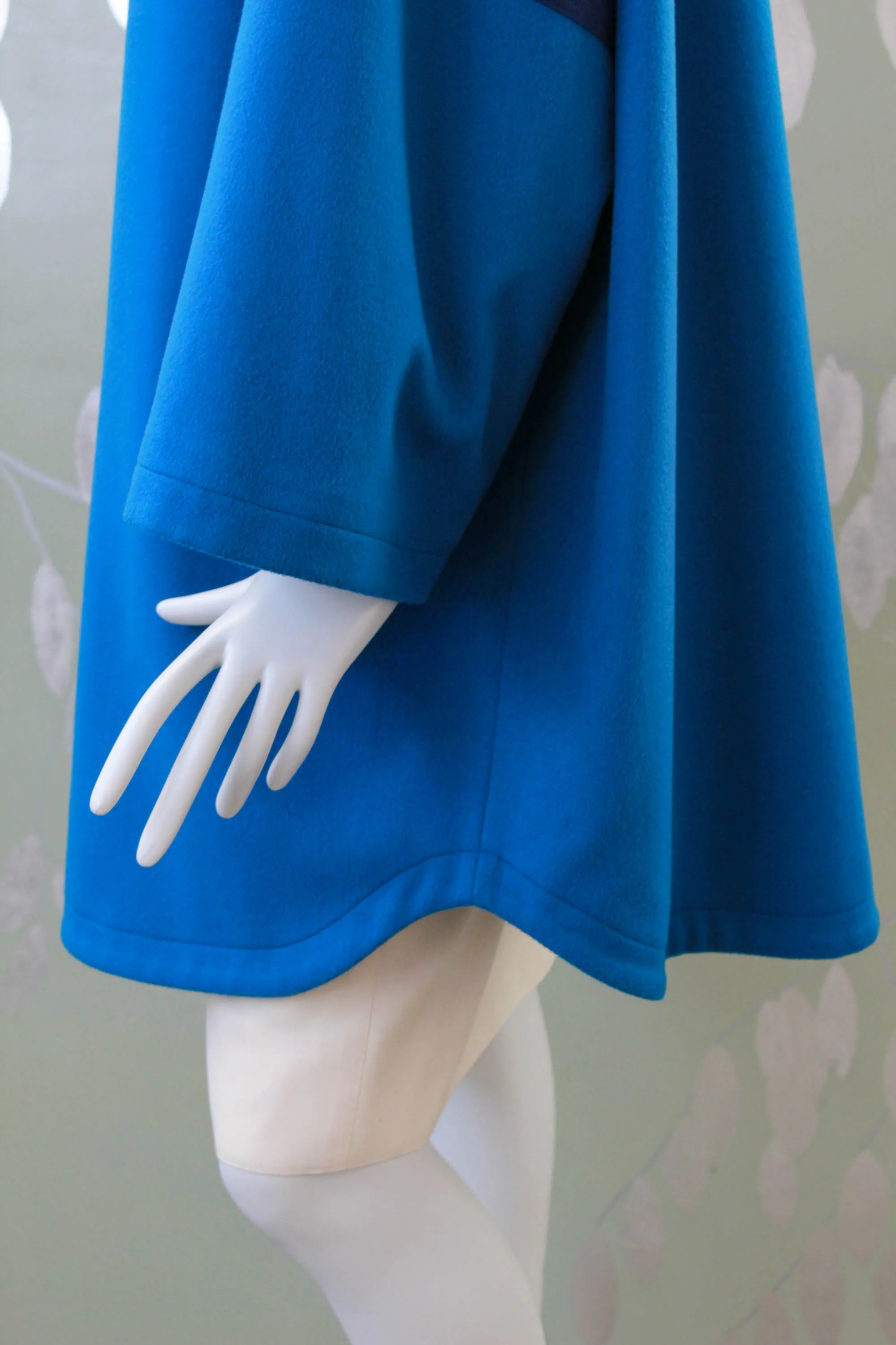 1980s Guy Laroche Blue Wool Coat, Large