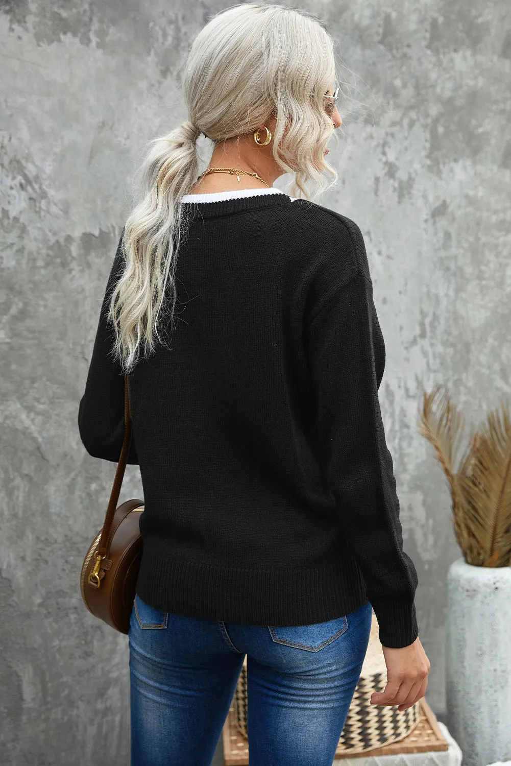 Black Deep V Contrasted Neckline Knit Sweater