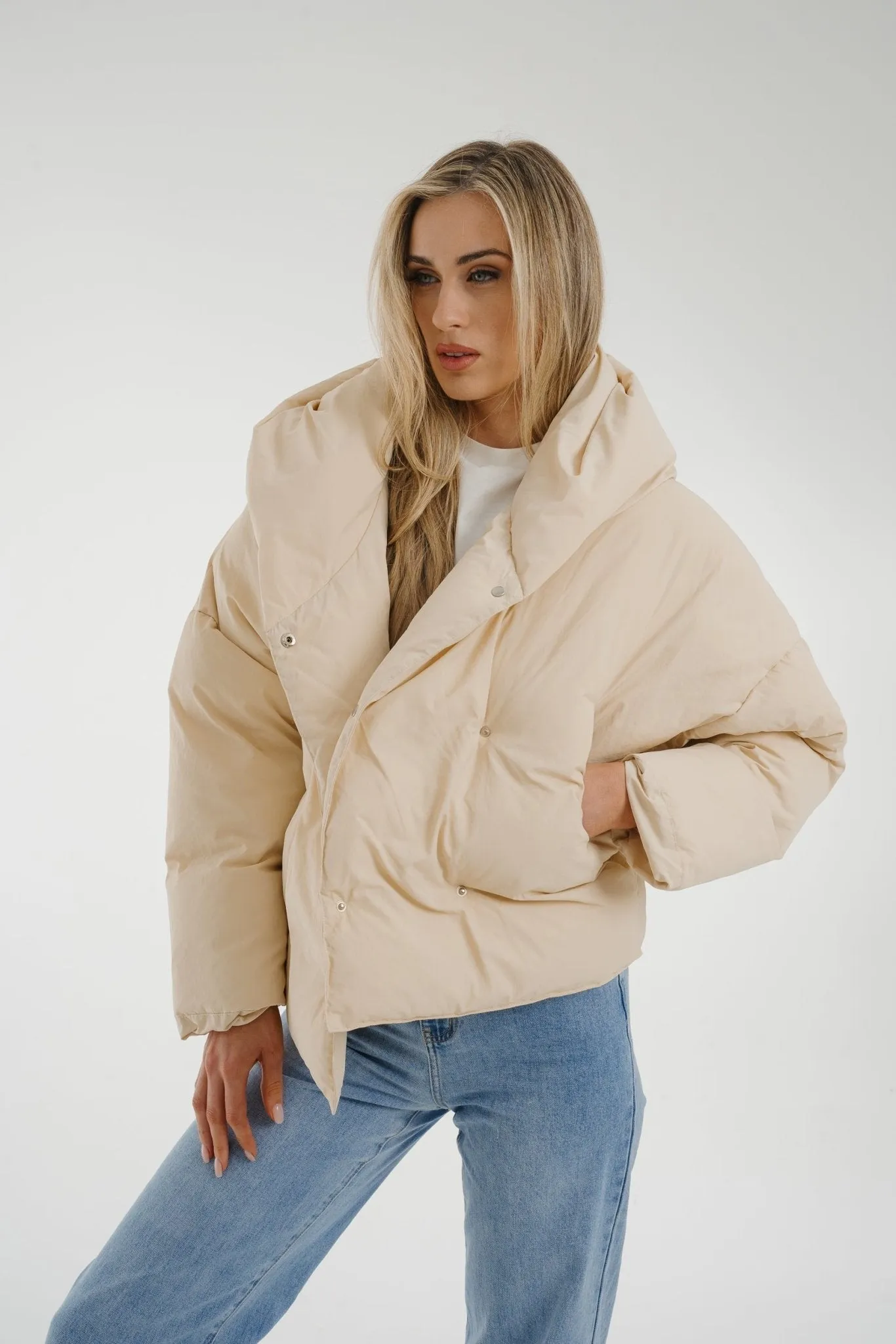 Cora Hooded Coat In Cream