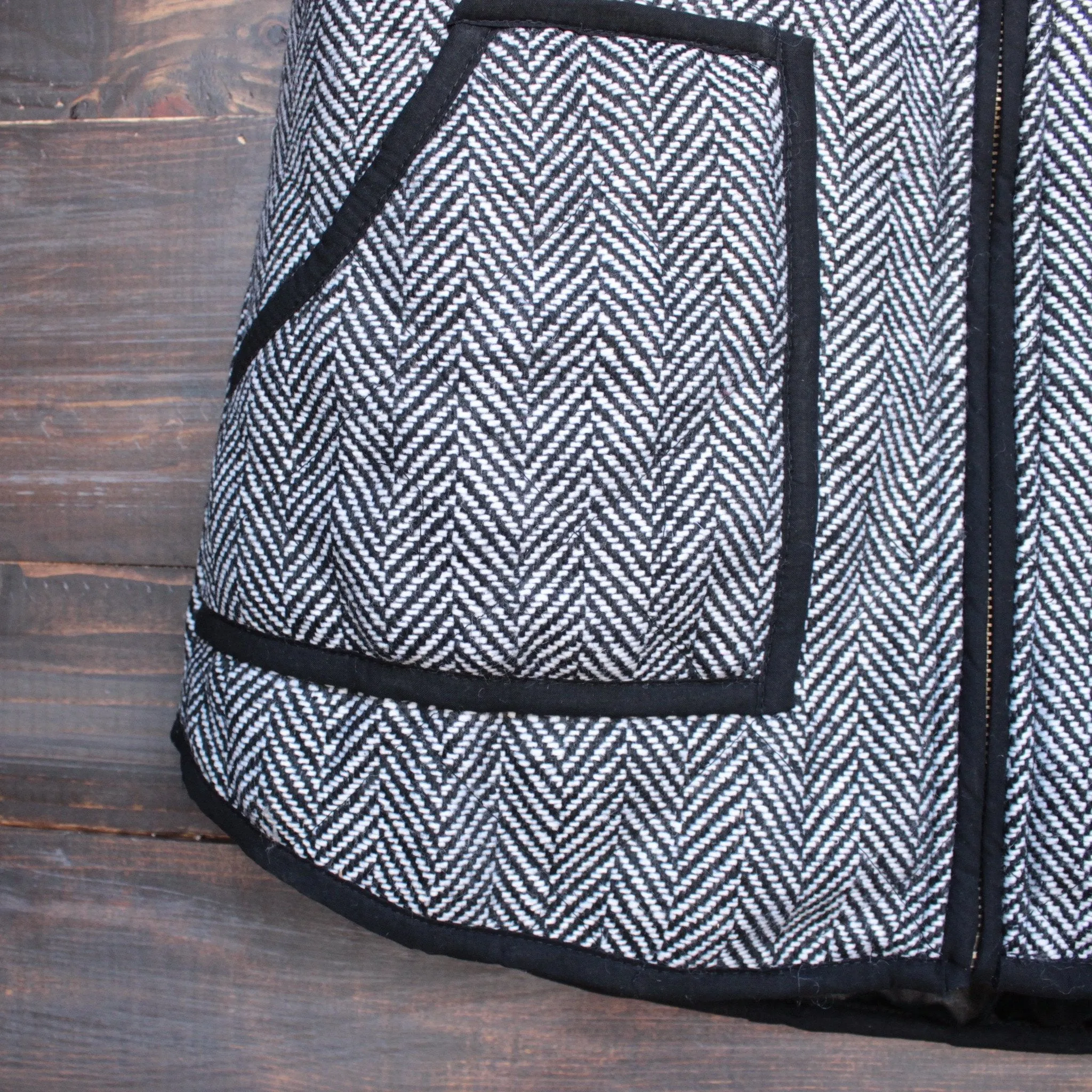 Final Sale - Herringbone Quilted Puffer Vest in Black