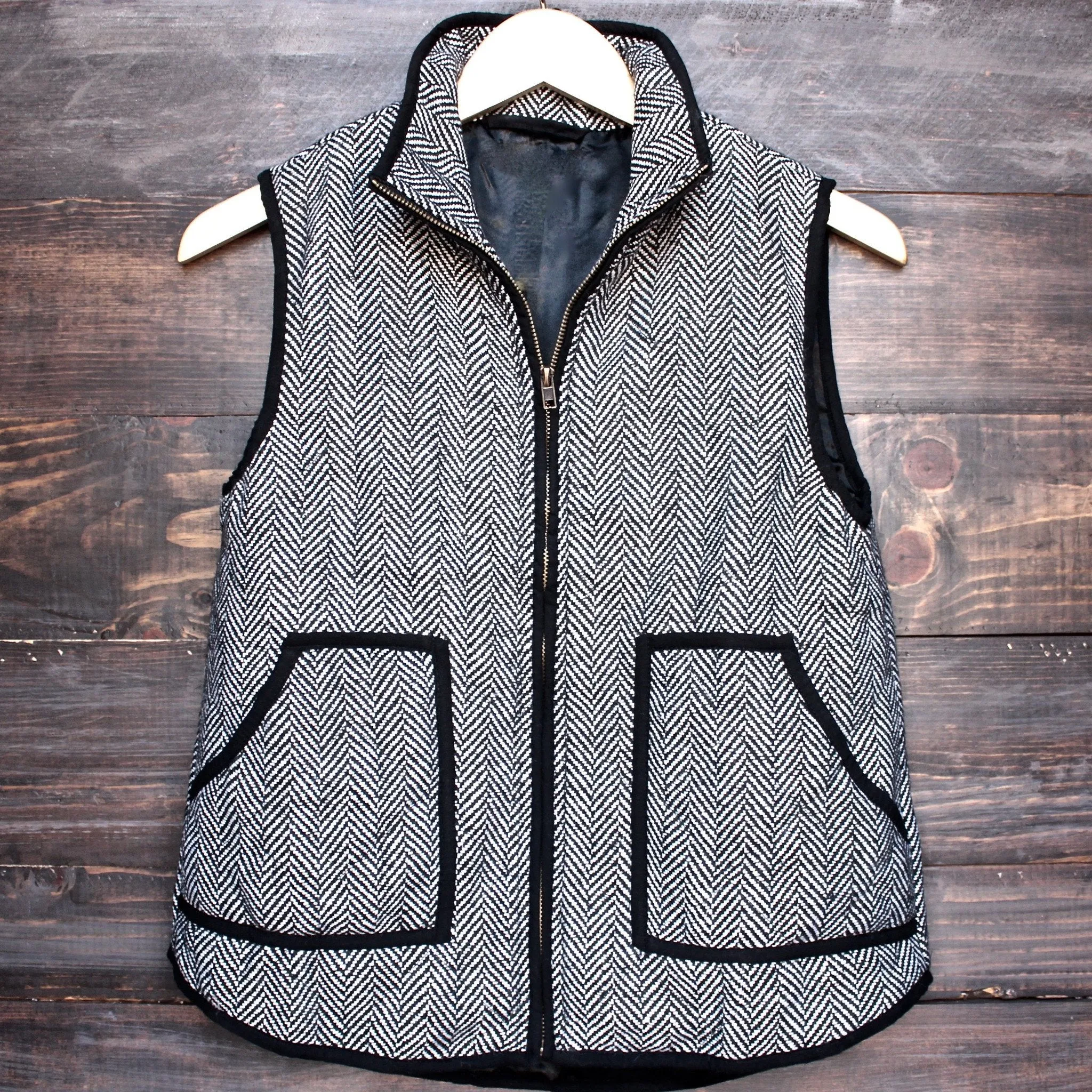 Final Sale - Herringbone Quilted Puffer Vest in Black