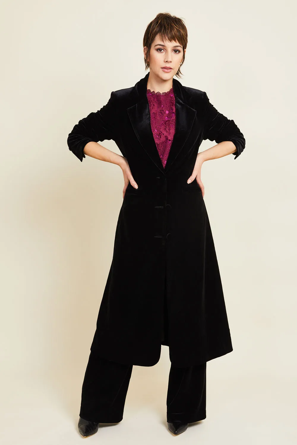 Kamare - 2089 Surrey Coat