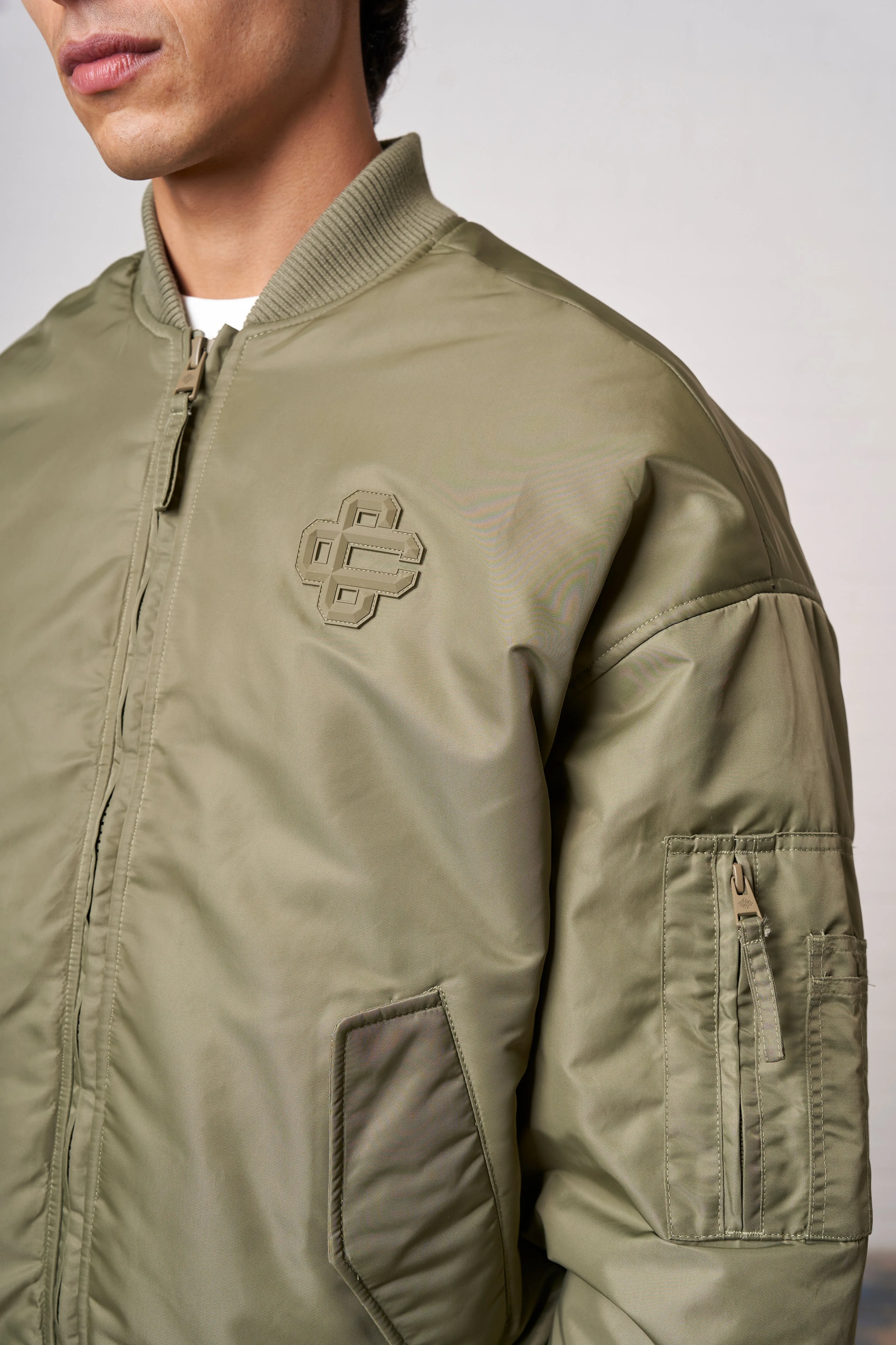 NYLON 4 EMBLEM BOMBER JACKET - KHAKI