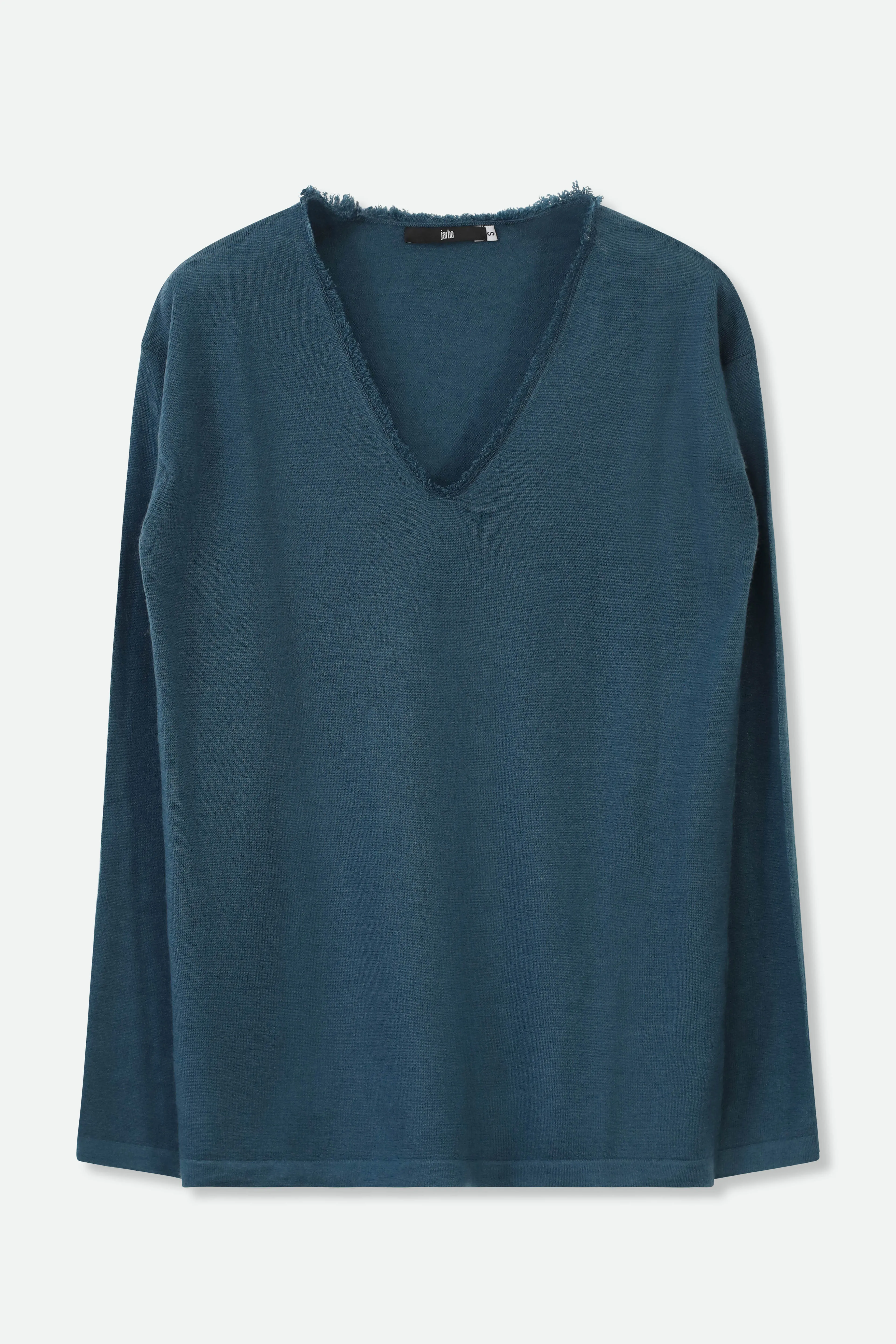 ROWAN OVAL V FRINGE NECK IN HAND-DYED CASHMERE